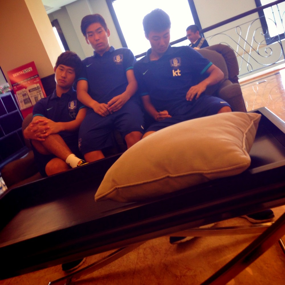 Pemain Timnas Korea Selatan U19 Saat Saya Temui di Hotel Royal Kuningan sehari sebelum pertandingan - "Sorry boys, you're mold has been broken"