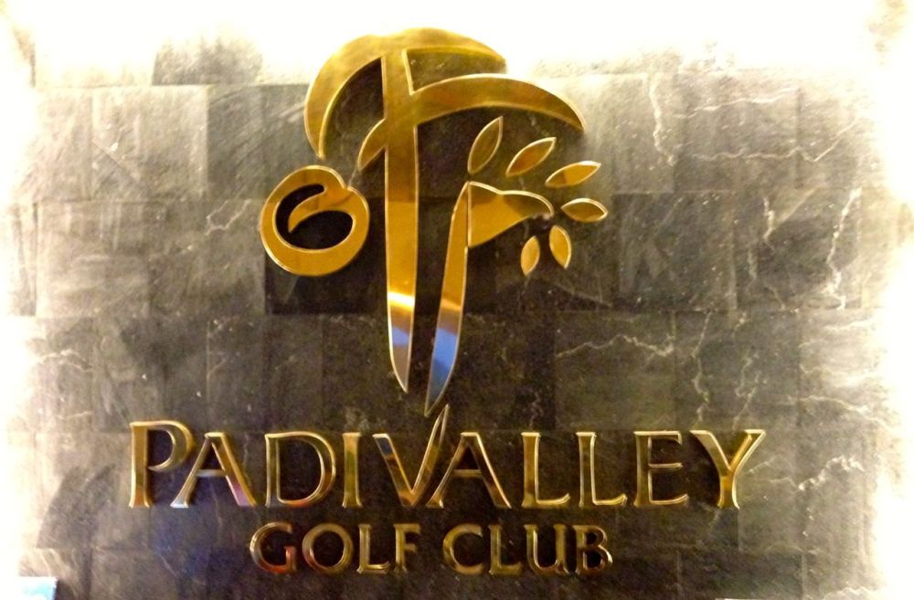 Padi Valley Golf Club Signage
