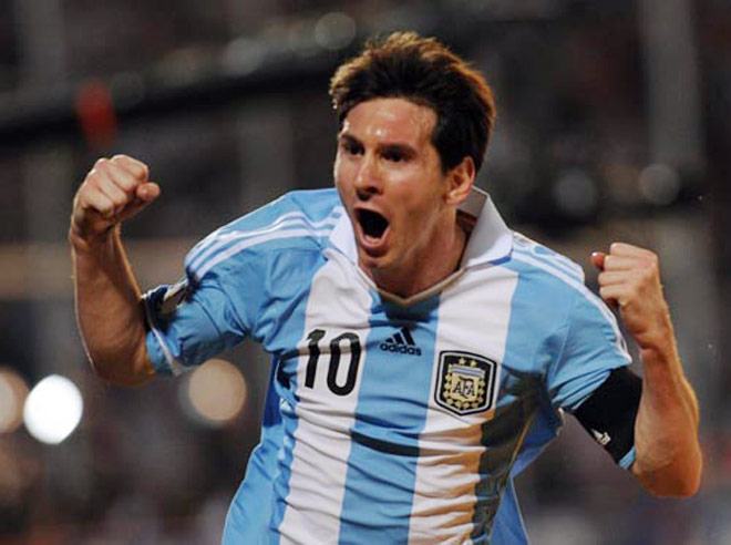 Messi - Akan Menyamai Prestasi Maradona?