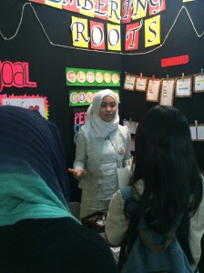 Azzah explained her modern Malay book