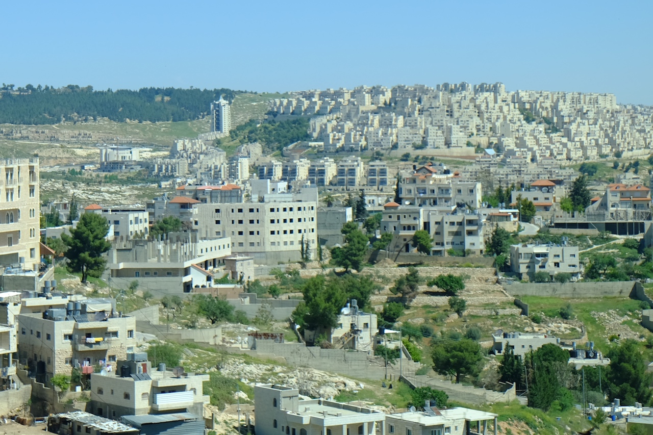 AQSA 16
