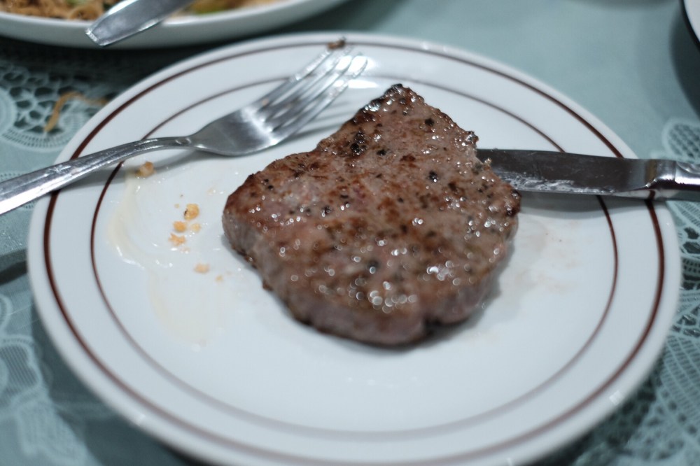 Mas Ugik’s delicious steak