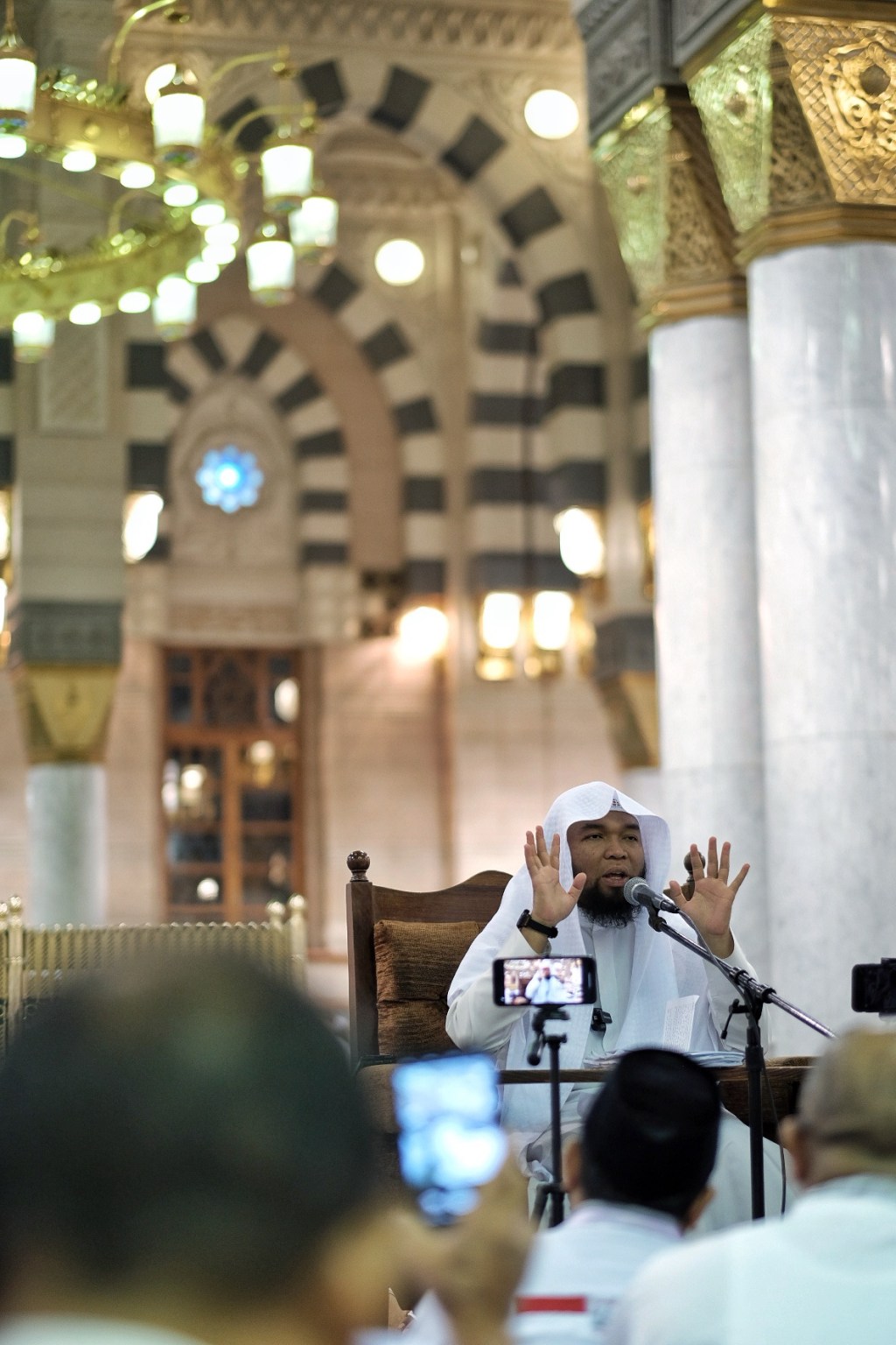 Kajian Bada Maghrib Ariful&nbsp;Bahri