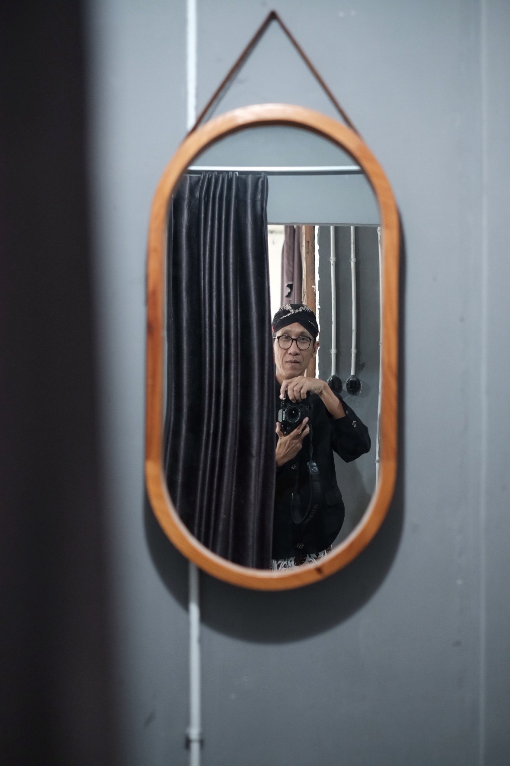 Behind the Scene from “Host of Dalem Kamulyan” Photo&nbsp;Shoot